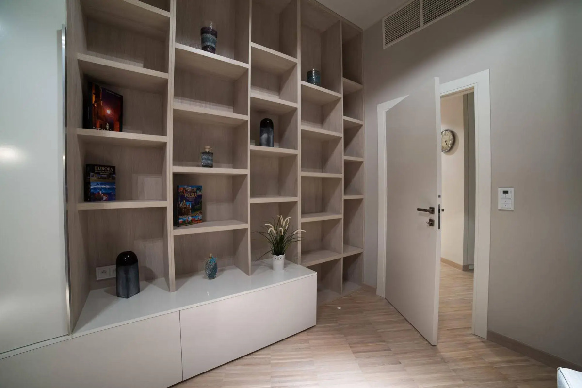 In The Sky - Sky Tower Apartments