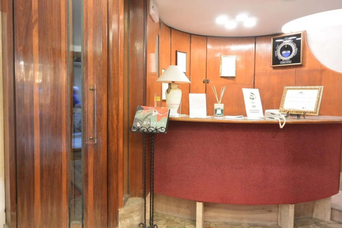 Hotel Ambassador Tre Rose