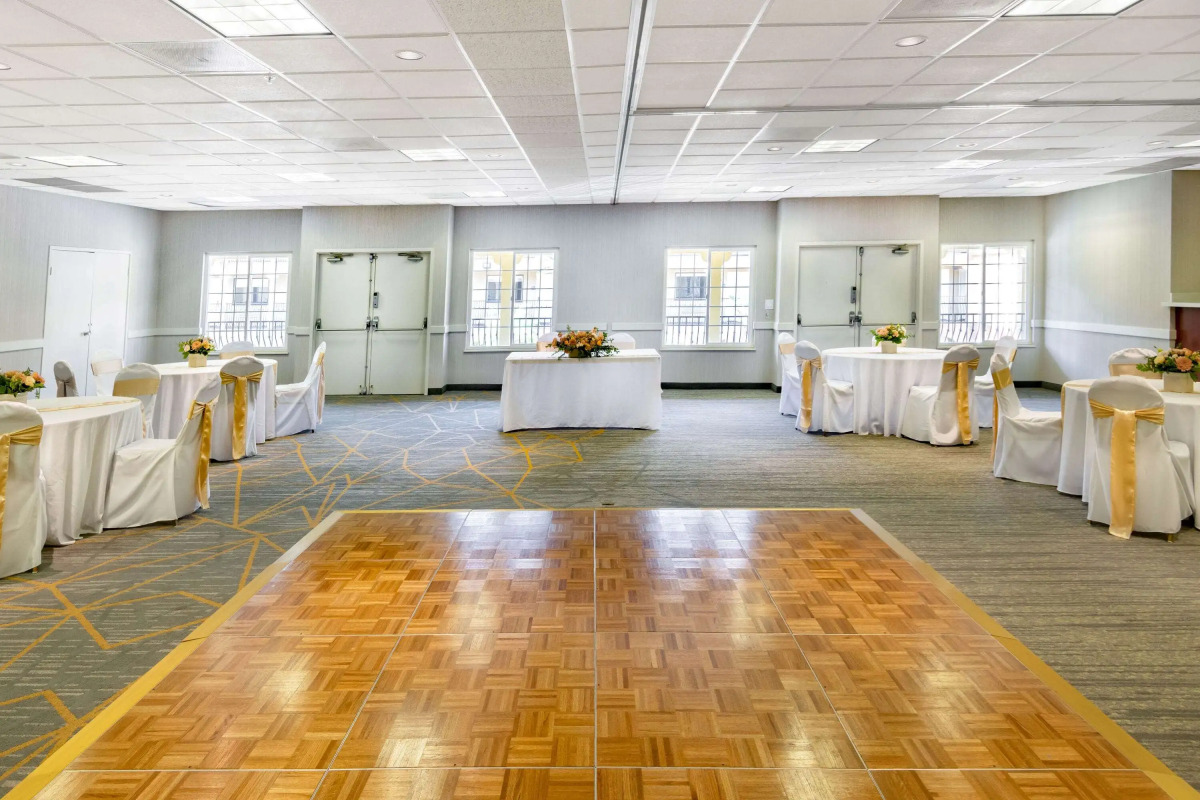 Wyndham Garden San Diego Near SeaWorld