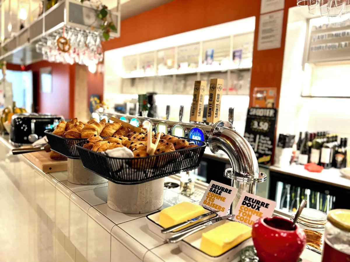 The People - Strasbourg - Hostel