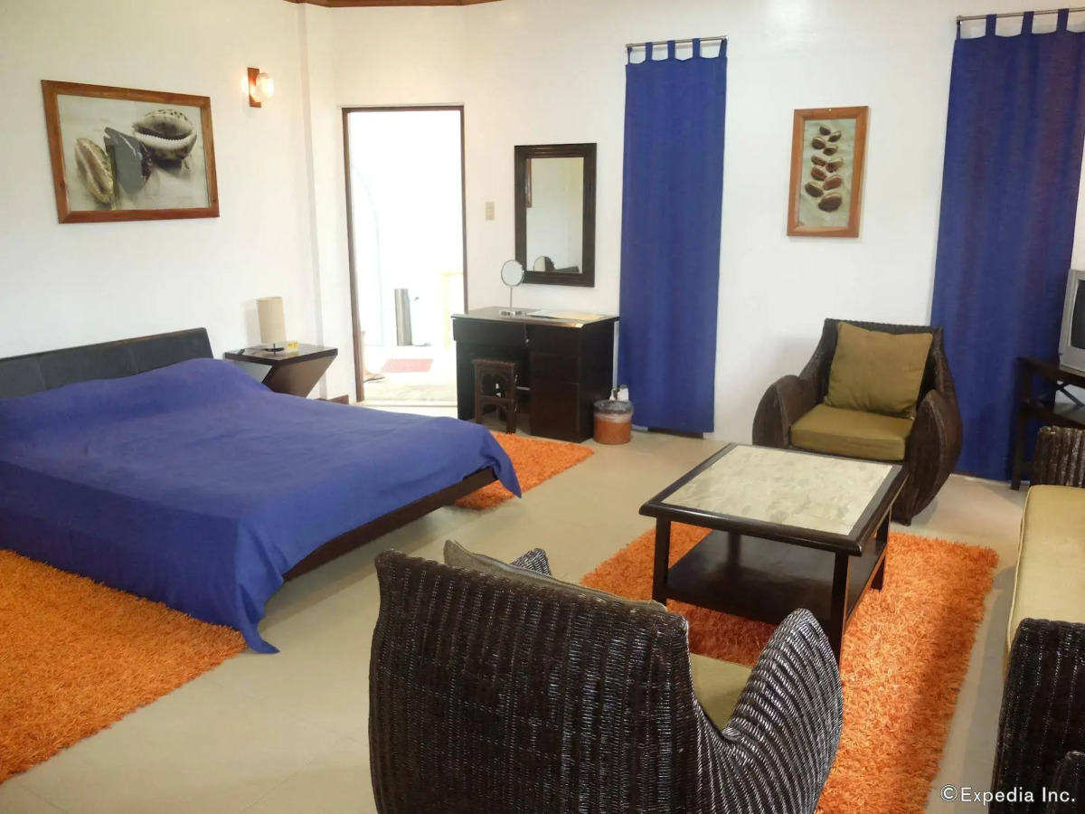 Argonauta Boracay Boutique Hotel with Apartments and Villas