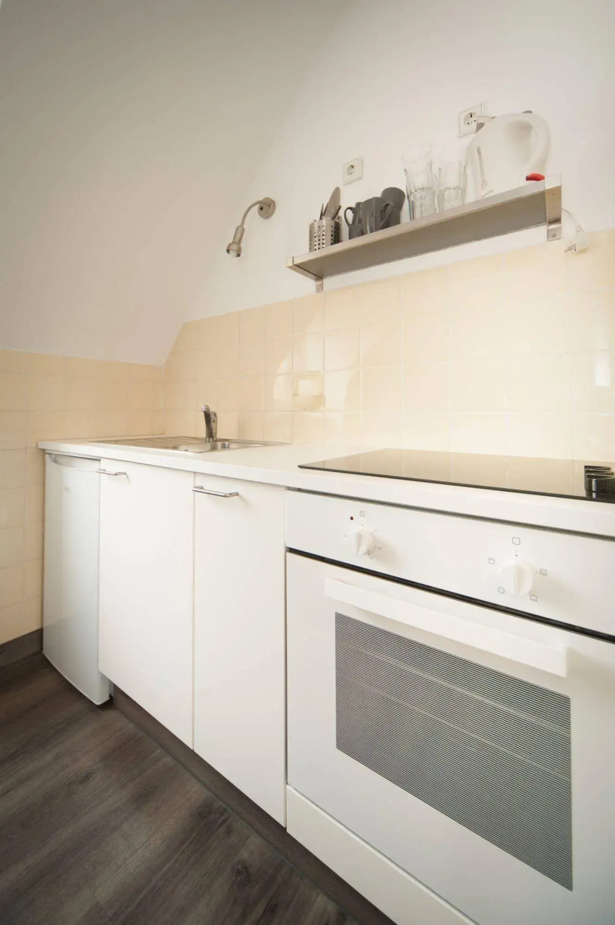 Five Reasons Hotel & Hostel