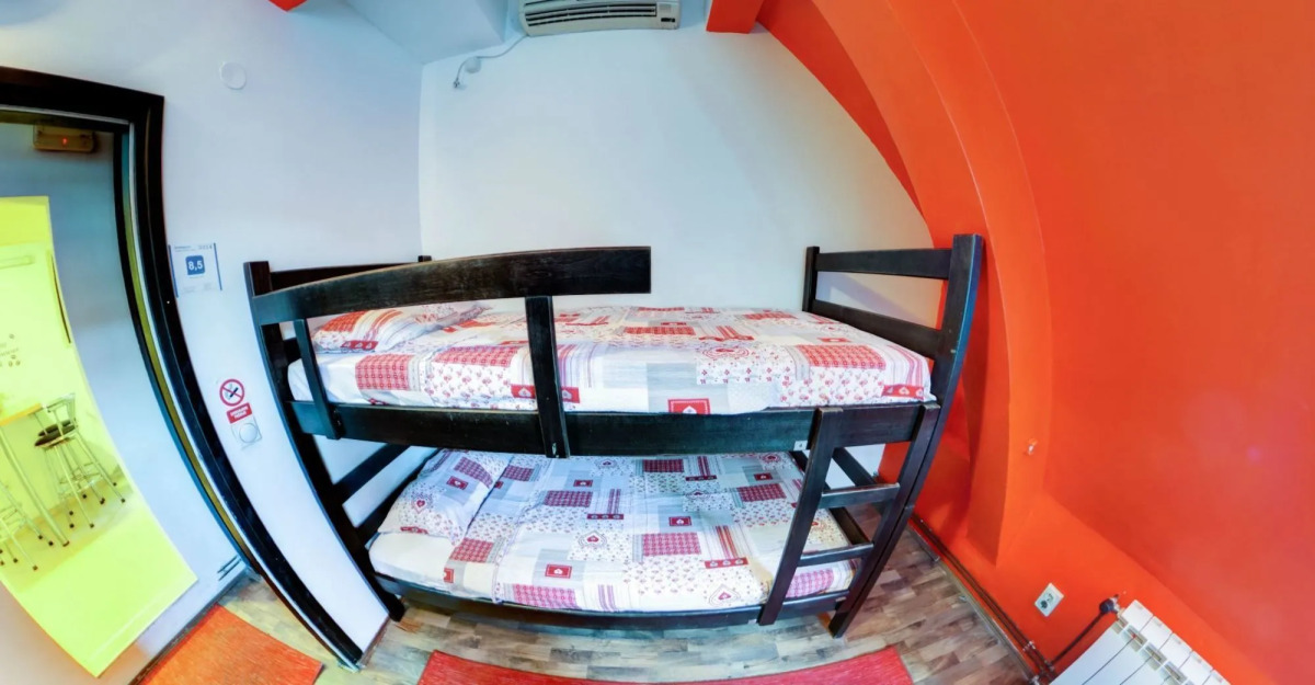 Rooms And Apartments S