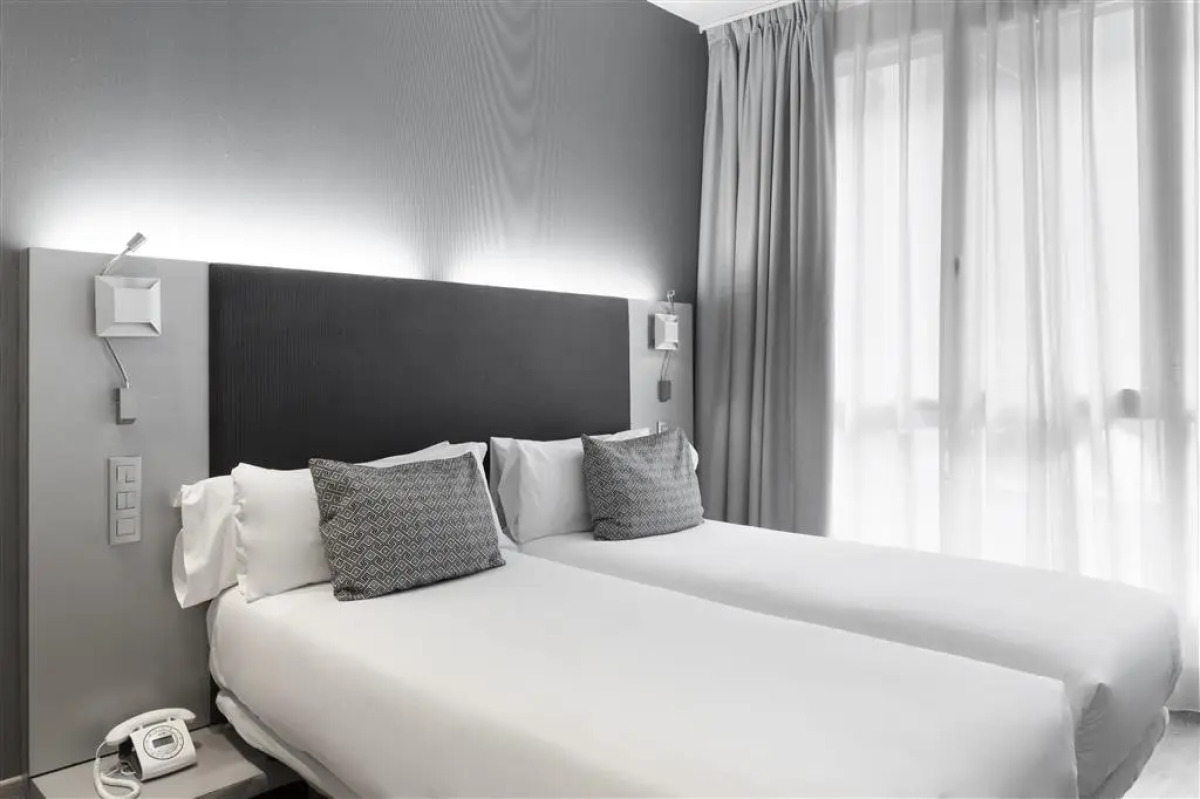 Petit Palace Plaza España