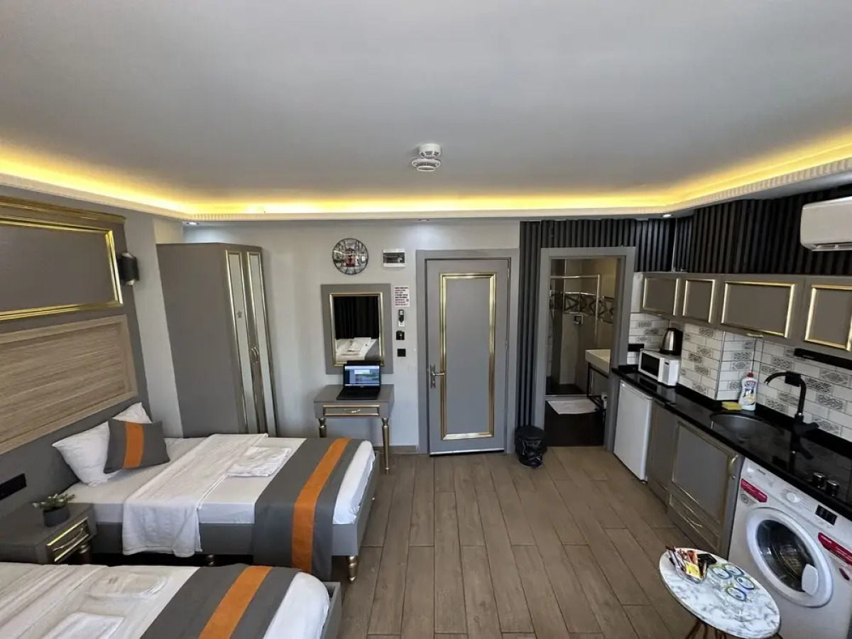 Taksim Larissa Hotel Suites