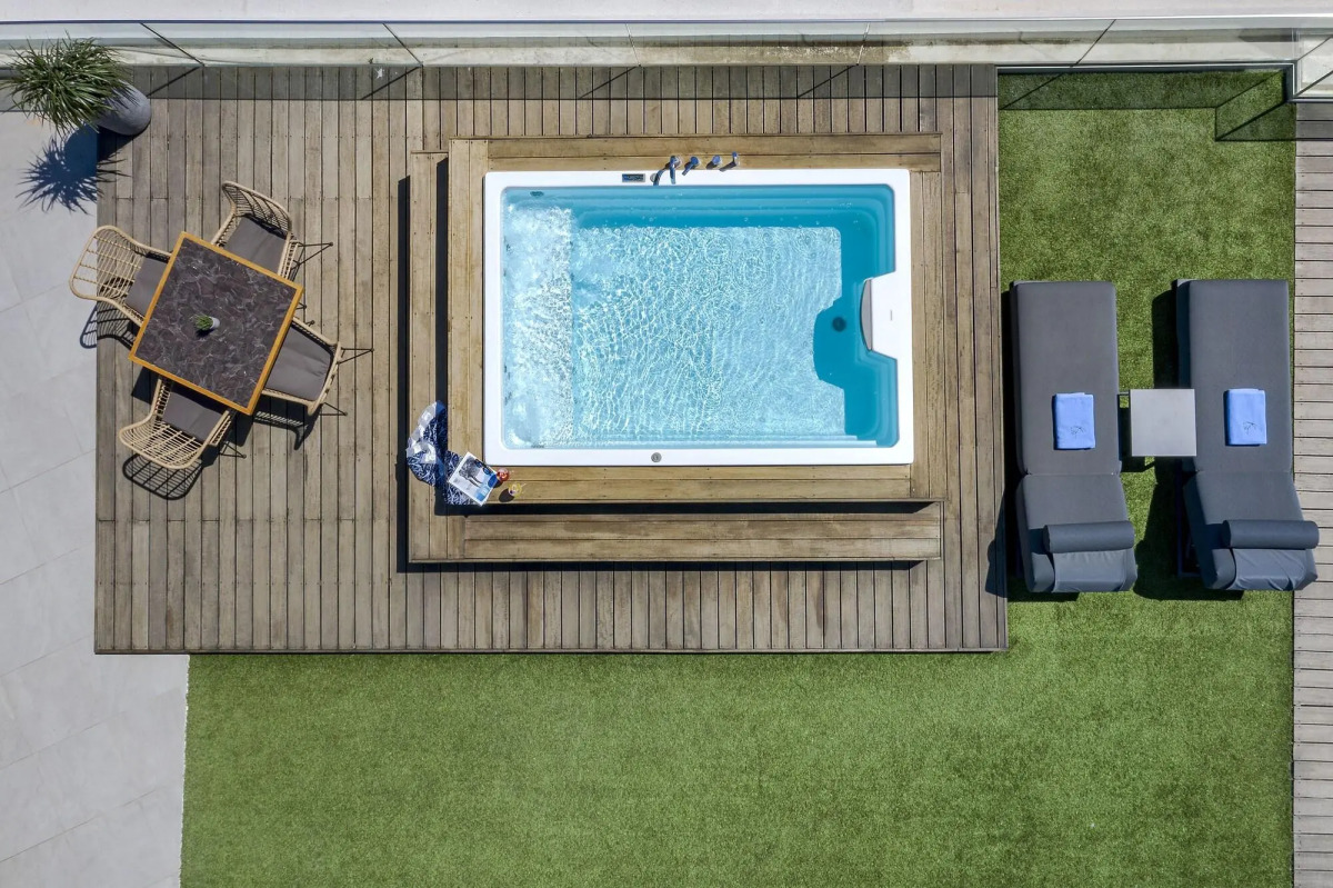 Glyfada Riviera Hotel