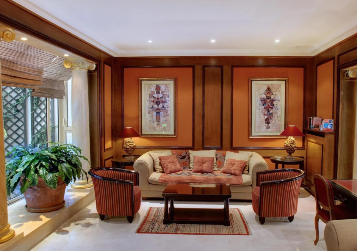 Hôtel de Neuville - Arc de Triomphe