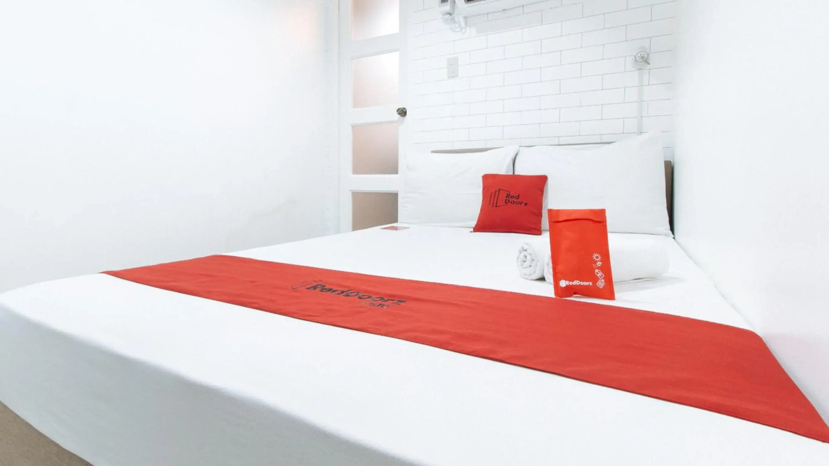 RedDoorz Plus @ Danlig Street Makati