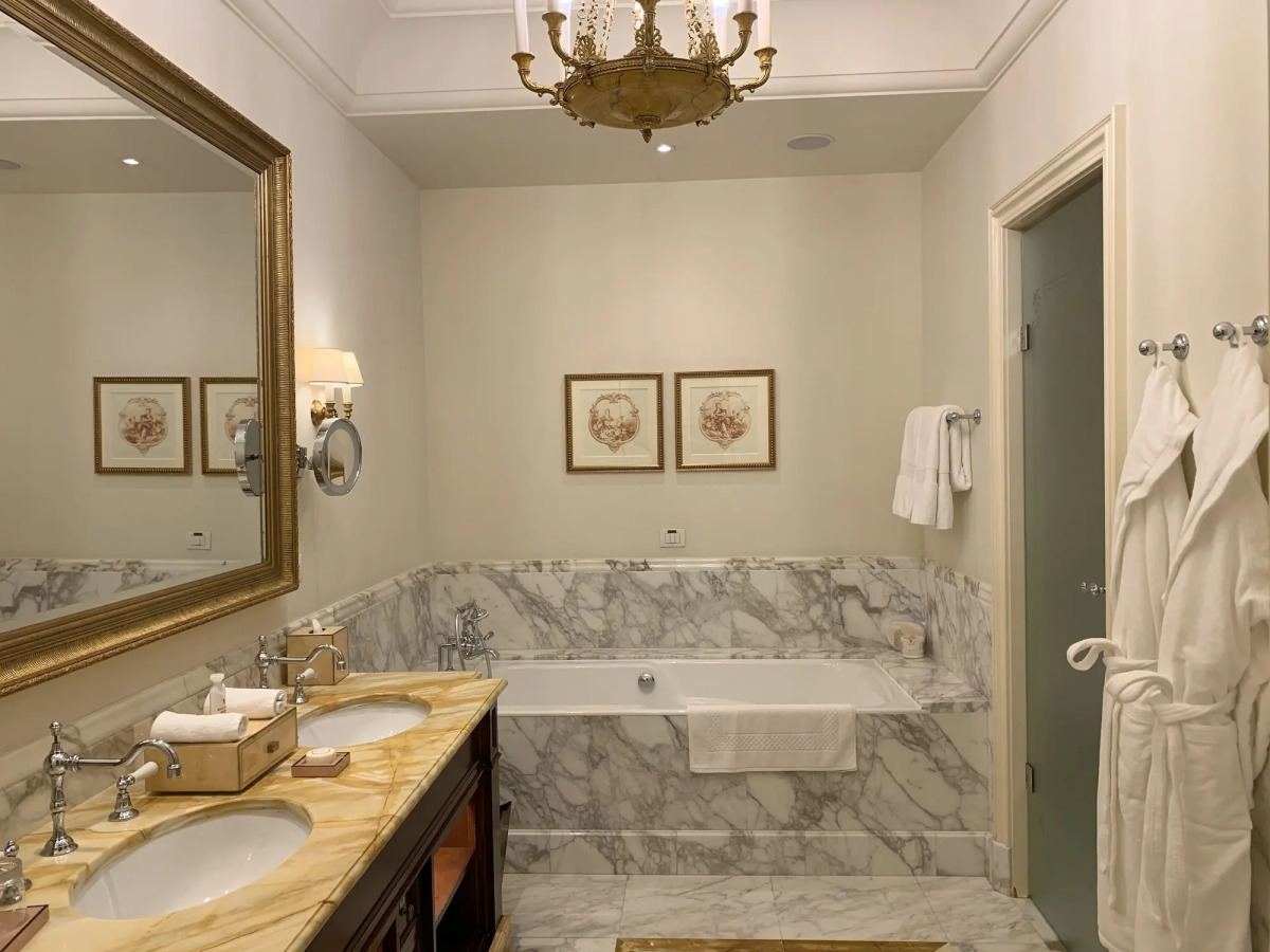 Отель Four Seasons Hotel Firenze