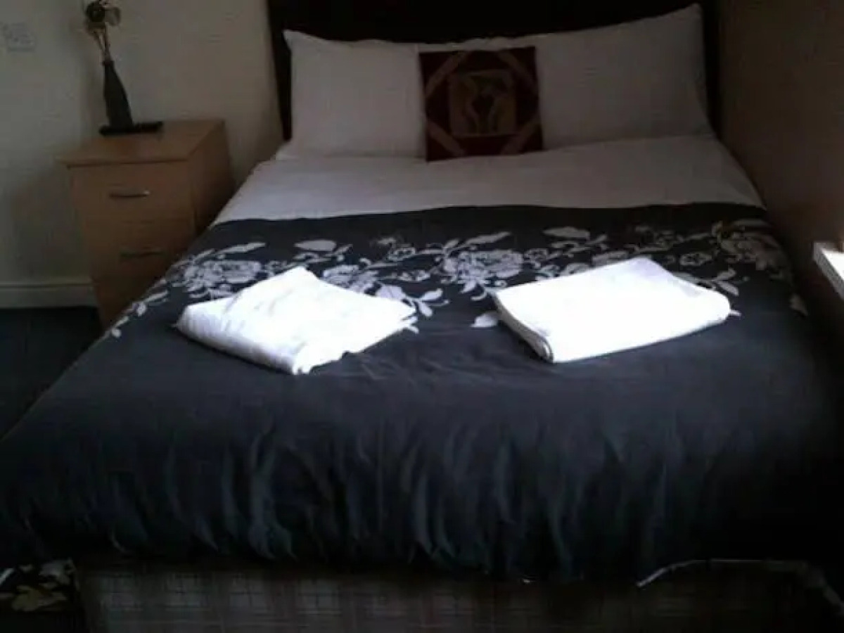 Gables Hotel & Restaurant