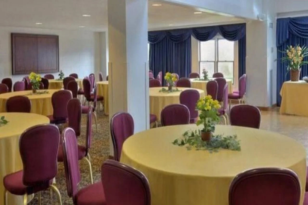 The Constitution Inn