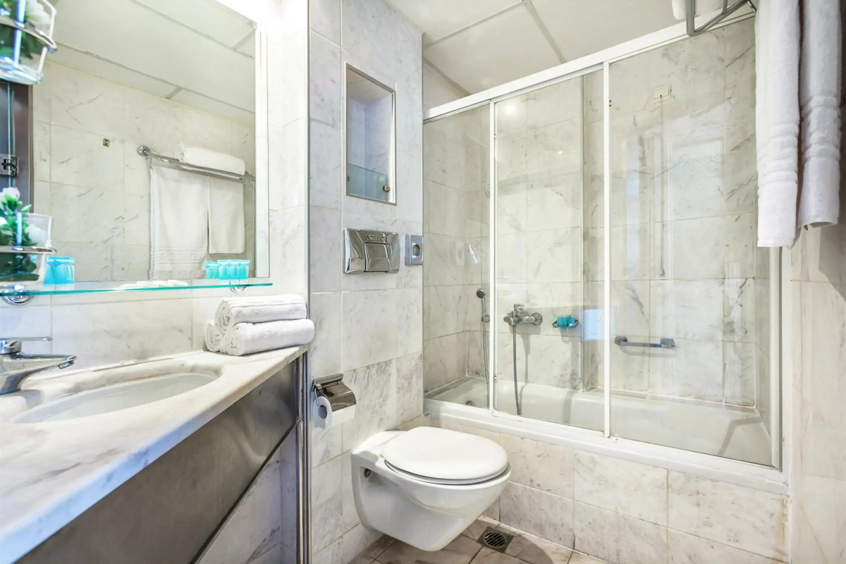 Minerva Premier Hotel