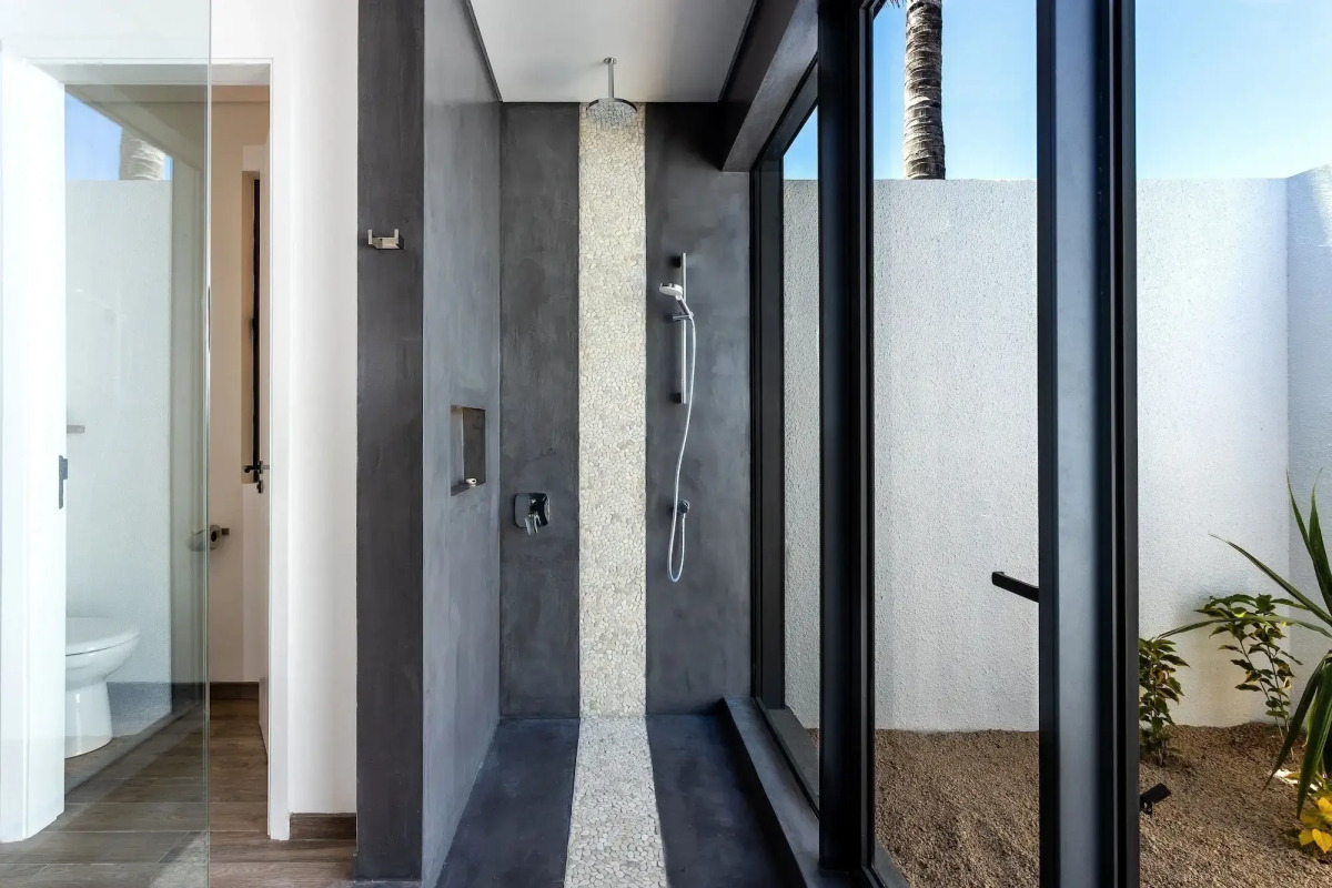 Tropical Attitude - Adults only