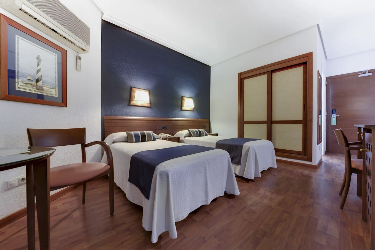 Hotel Puertobahia & Spa