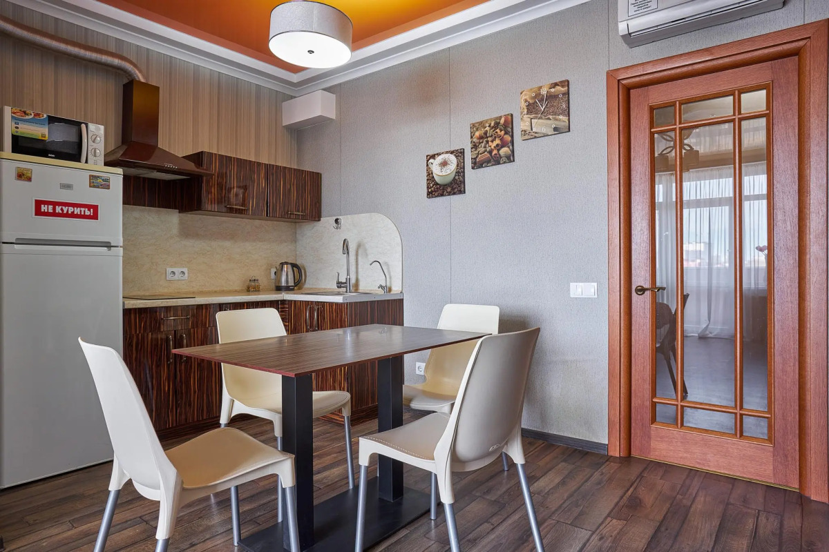 Sea Apartments (Си Апартментс)