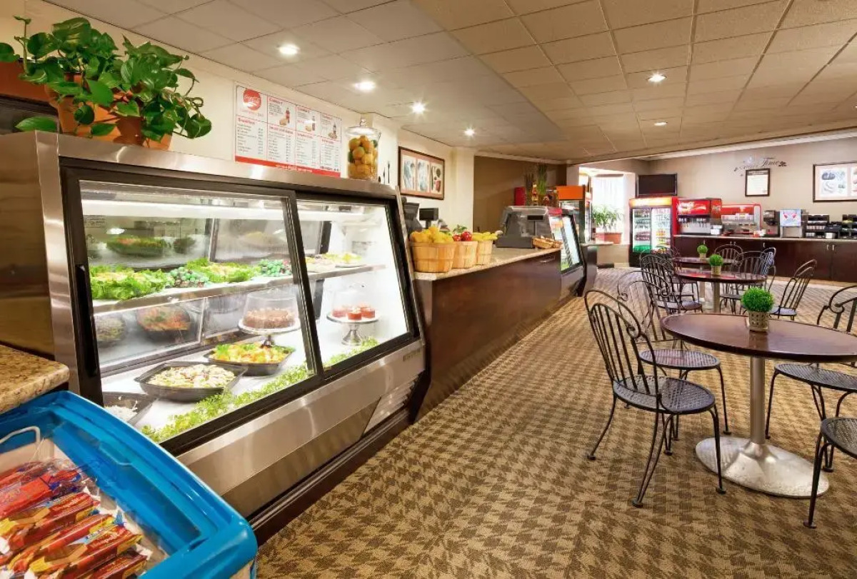 Anaheim Majestic Garden Hotel