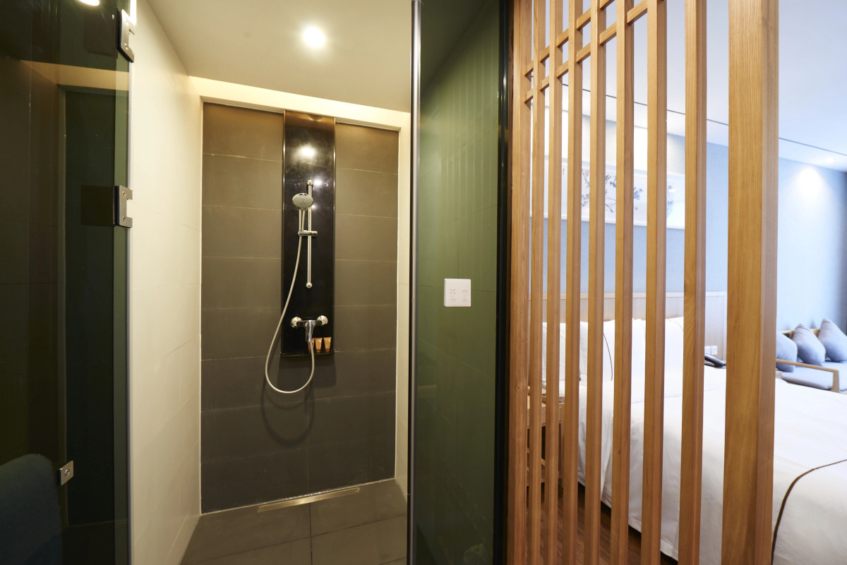 Отель Holiday Inn Guangzhou Zhujiang New Town by IHG