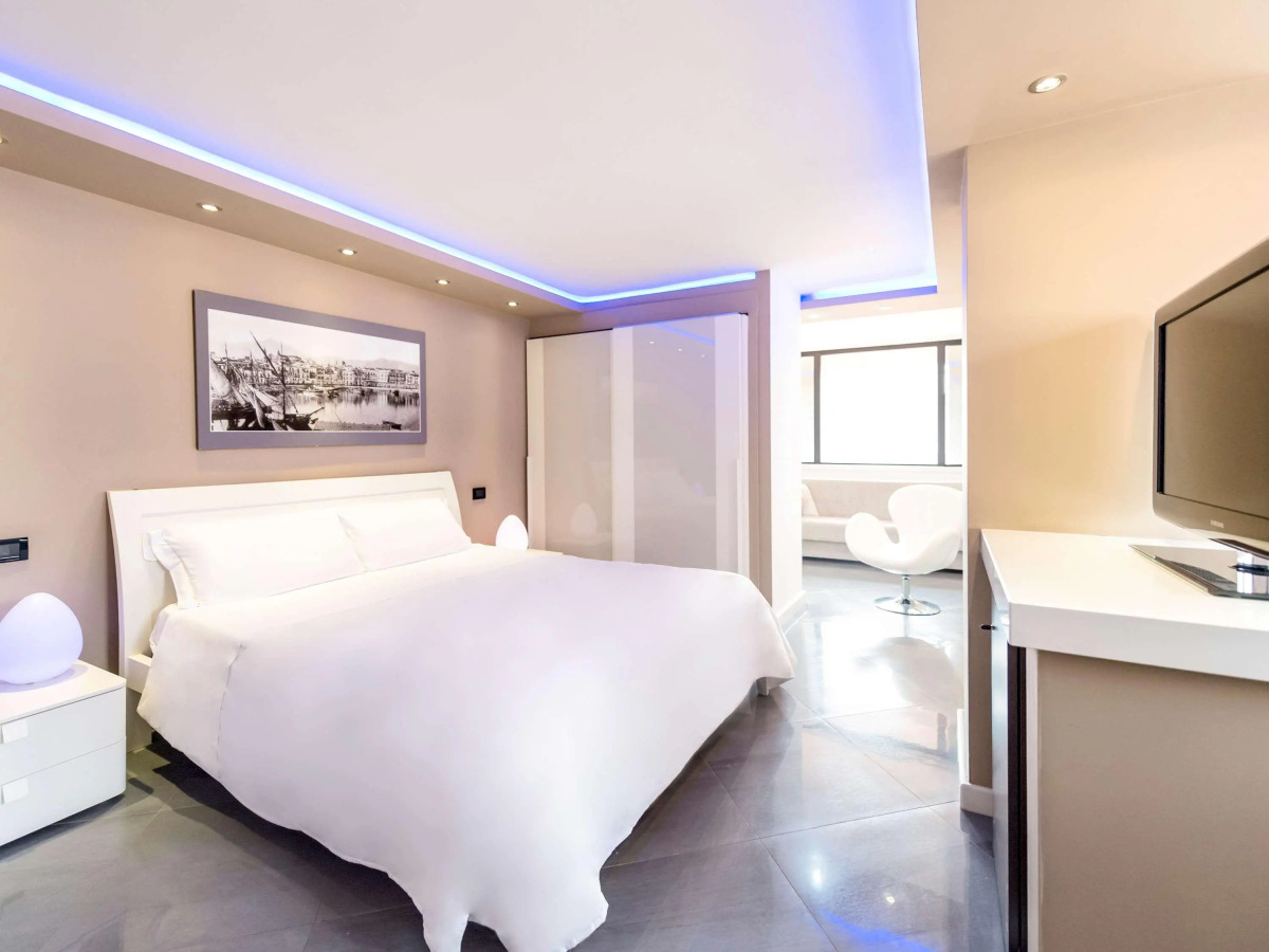 Ibis Styles Palermo Cristal