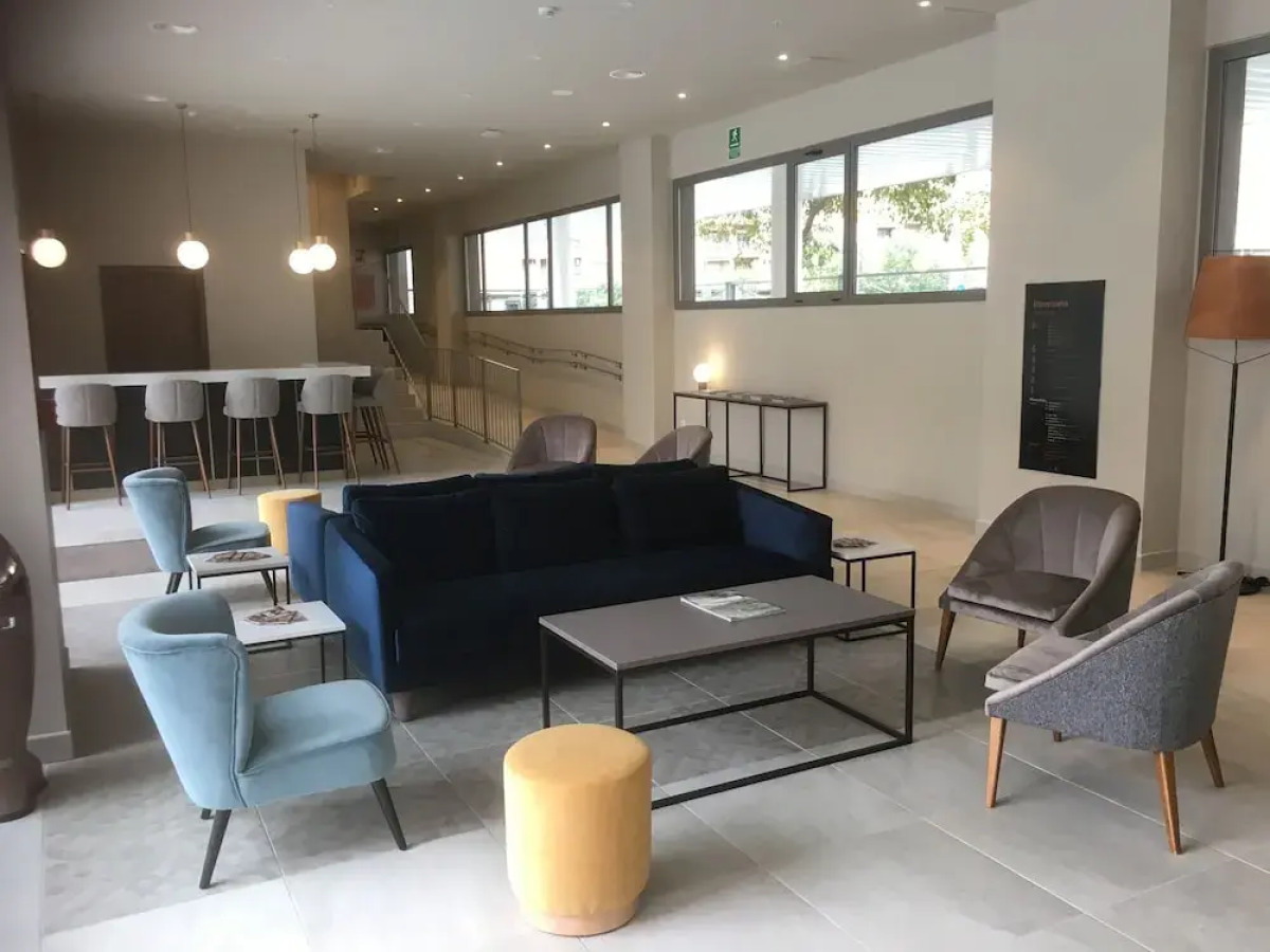 Livensa Living Studios Valencia Marina Real