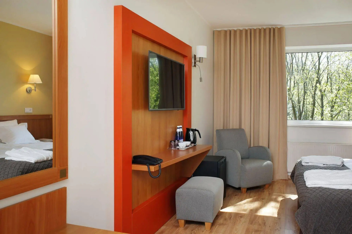 Oru Hub Hotel Tallinn — Handwritten Collection