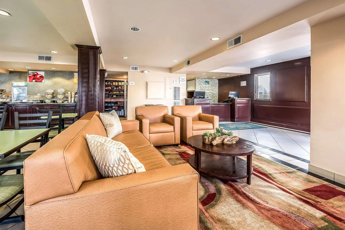 Quality Inn & Suites