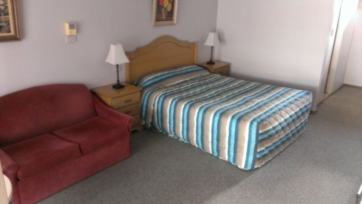 Acacia Rose Motor Inn