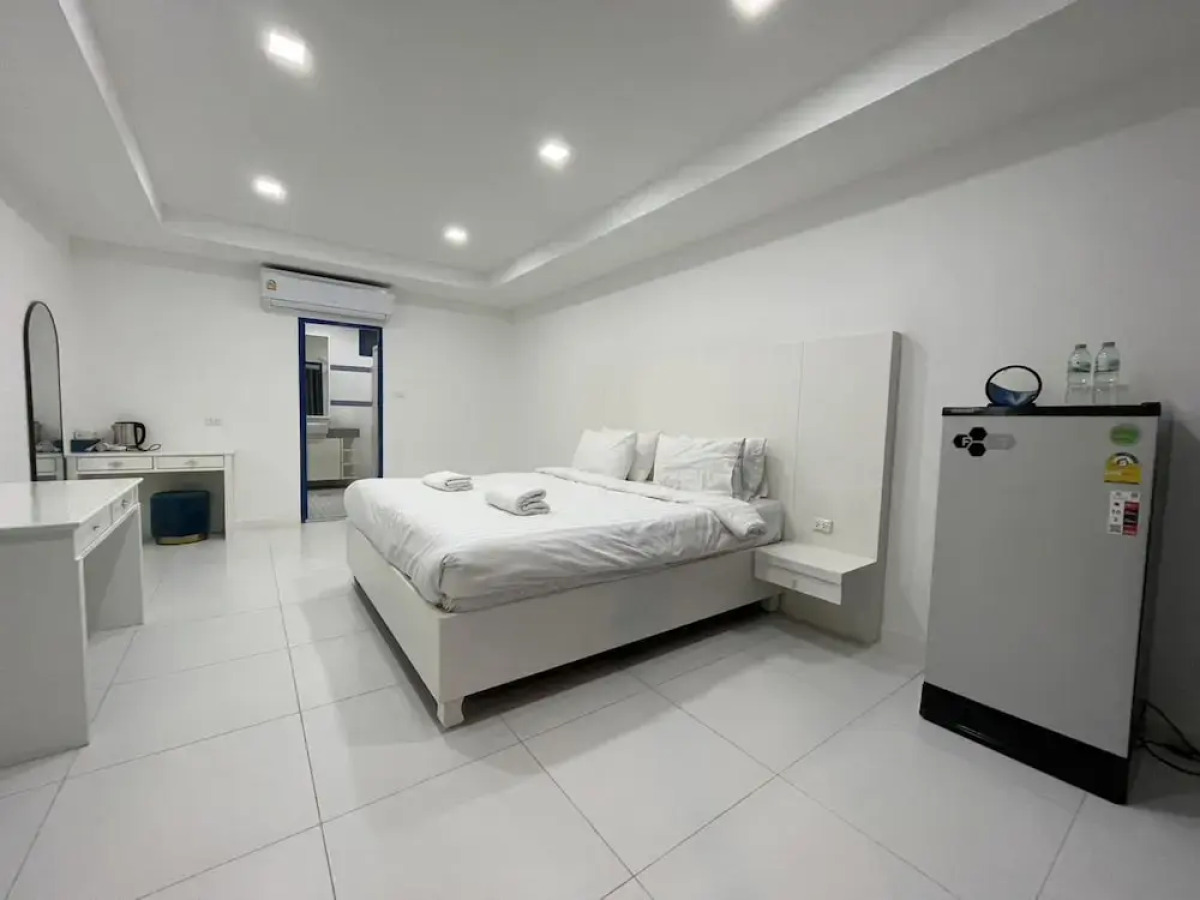 Collection O To The Sea Resort Thailand