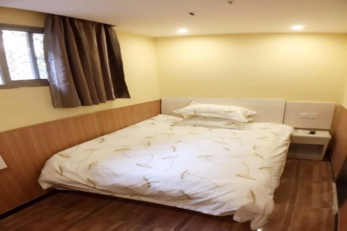 Jitai Hotels (Shanghai Laoximen)