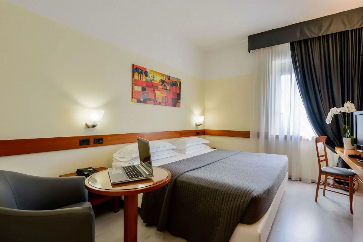 Hotel Bologna Airport