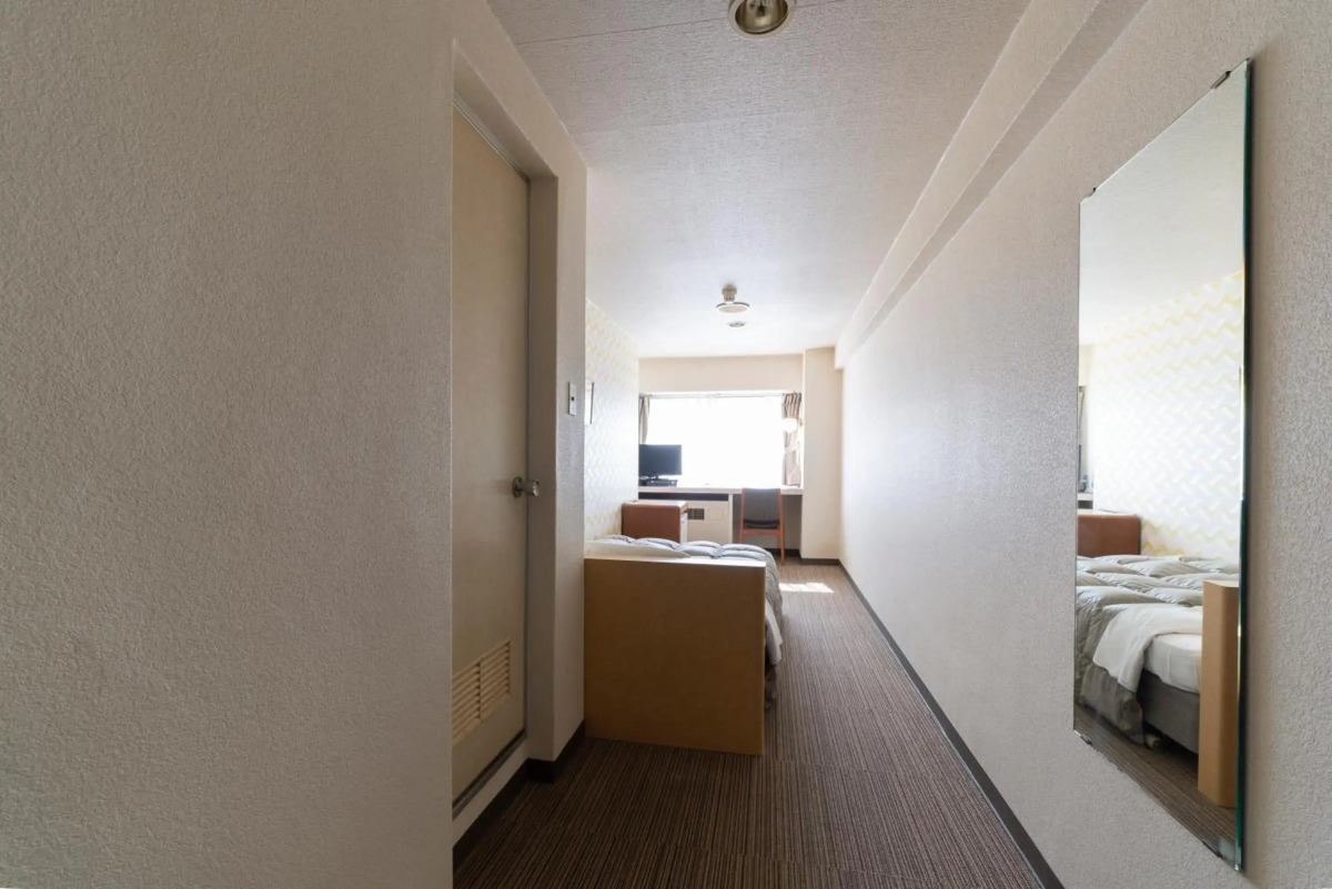 Econo Higashi Kanazawa