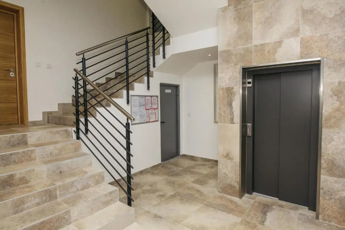 Arena Big Luxury Apartment