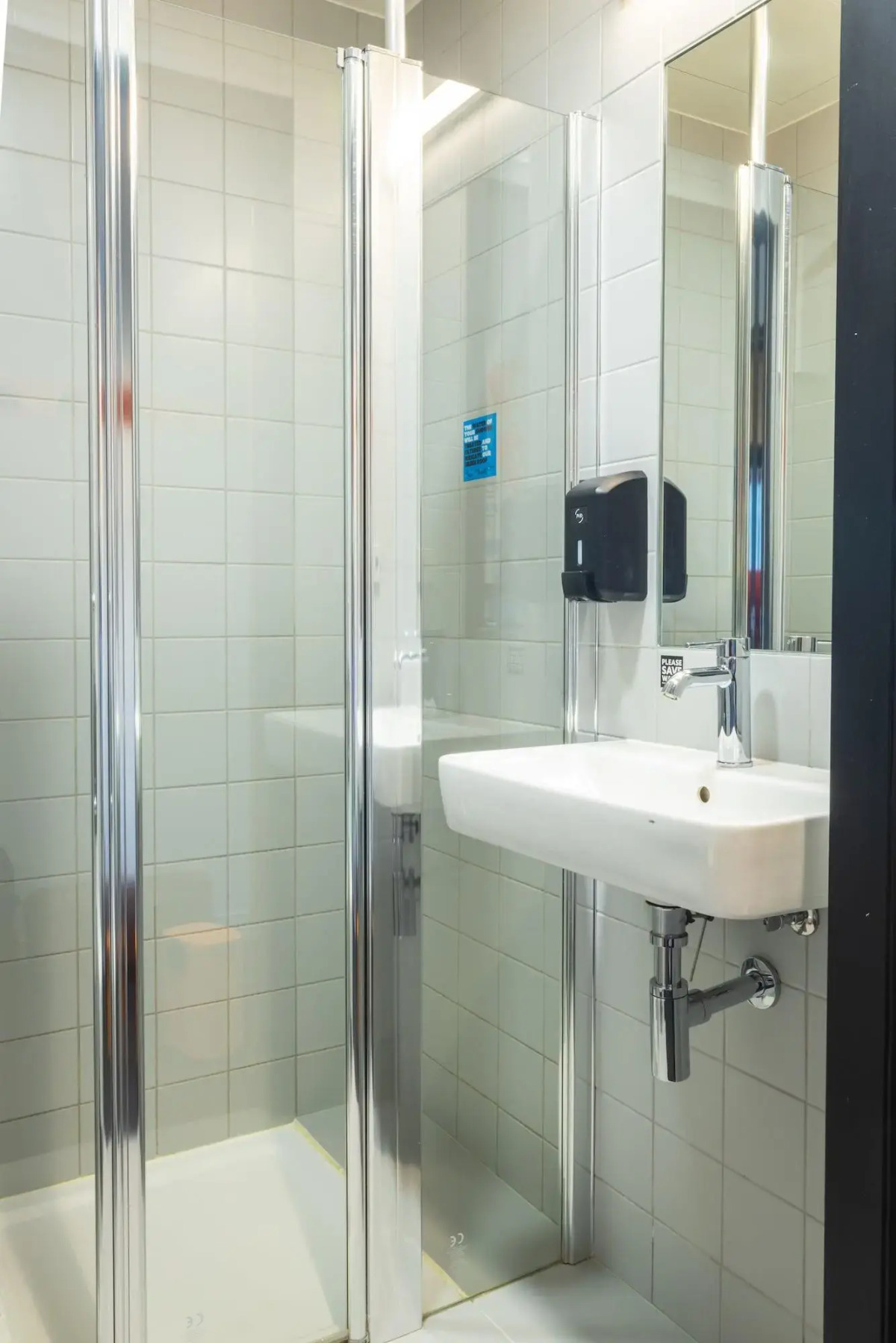 The People Paris Marais