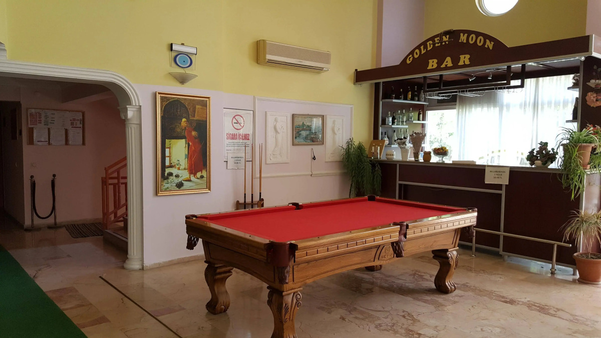 Golden Moon Apart Hotel