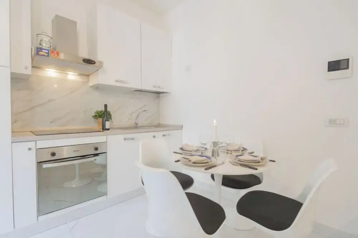 Luce Apartment by Rent all Como