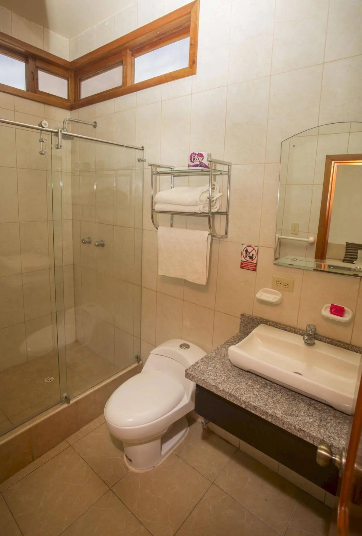 Hotel La Laguna Galapagos