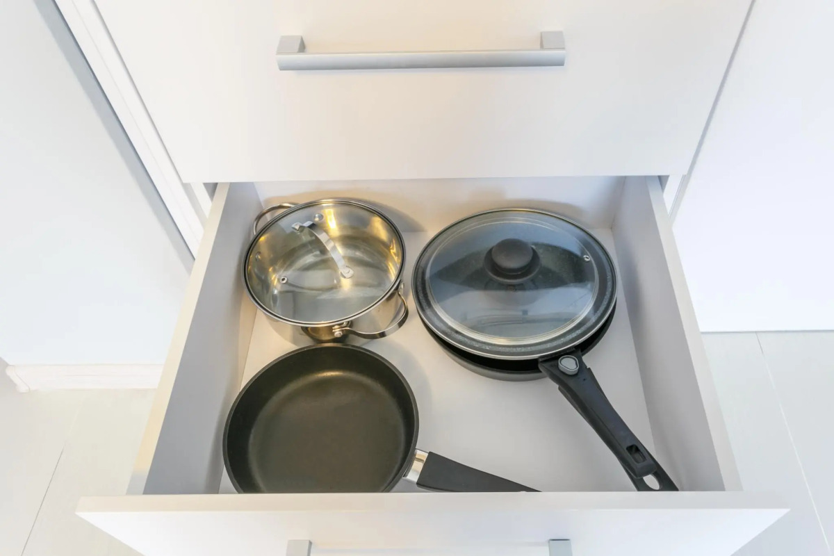 SeApart. Апартаменты на Васильевском (бывш. Апартаменты на Среднем проспекте)