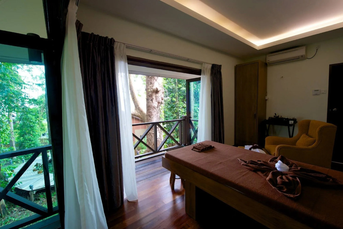 Tunamaya Beach & Spa Resort Tioman Island