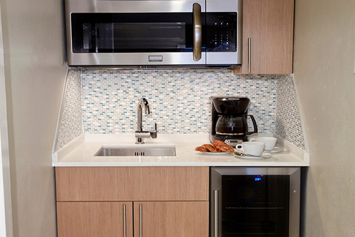 Divi Dutch Village Beach Resort