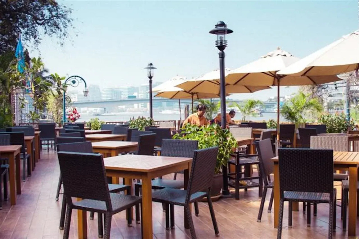 The StandardX Bangkok Phra Arthit