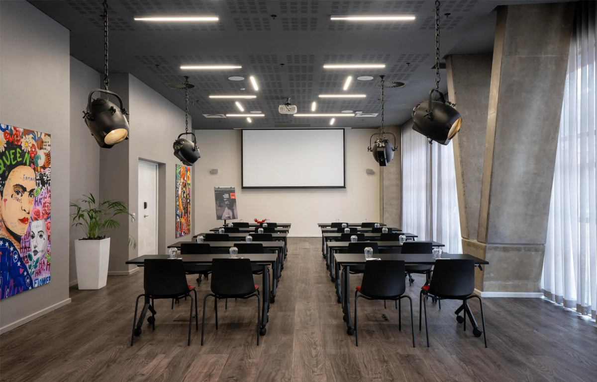 Radisson RED V&A Waterfront, Cape Town