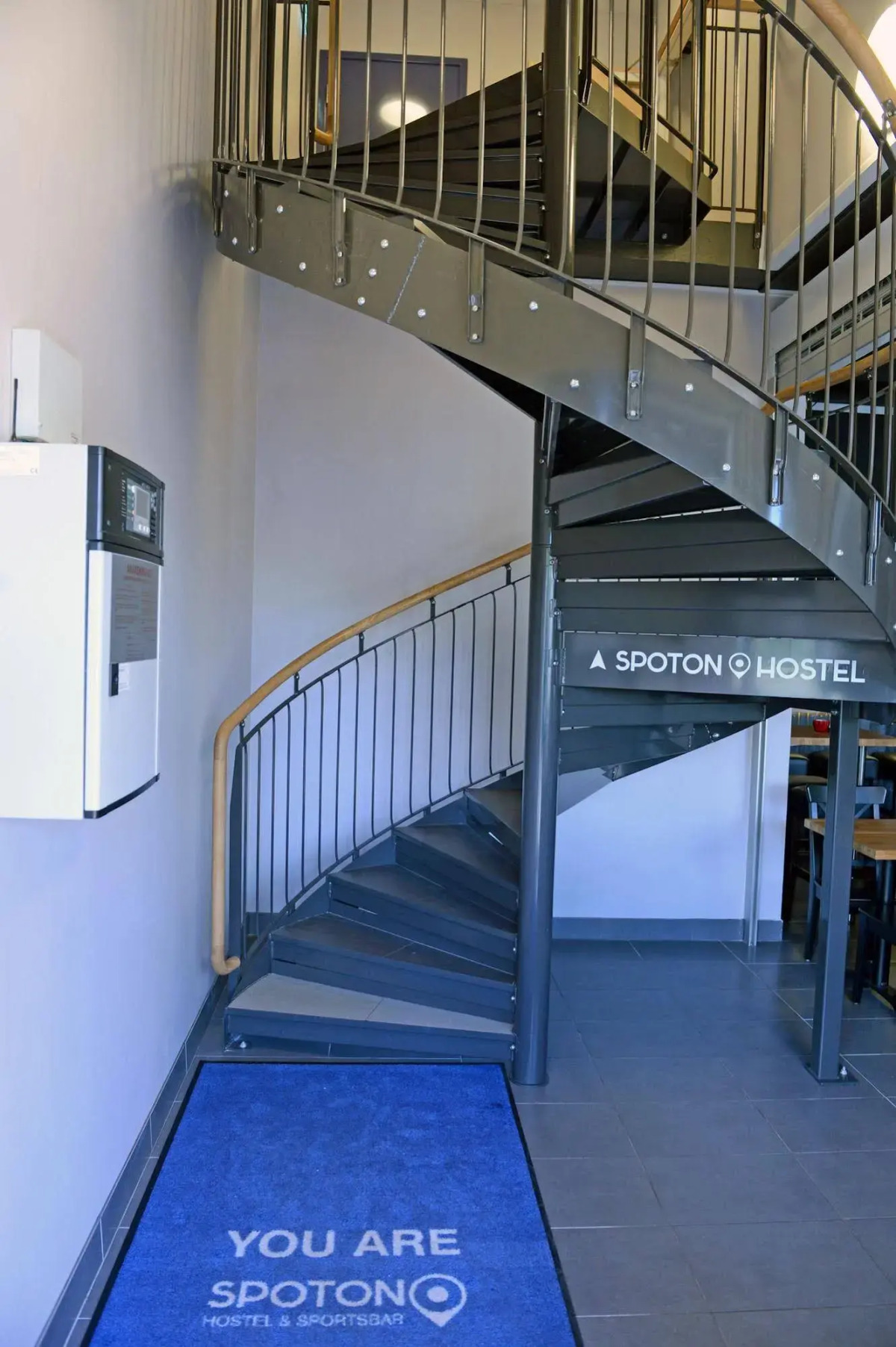 Spoton Hostel & Sportsbar