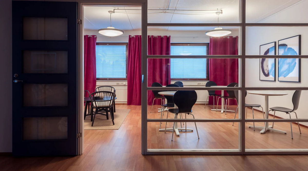 The Rooms Airport - 20Rooms