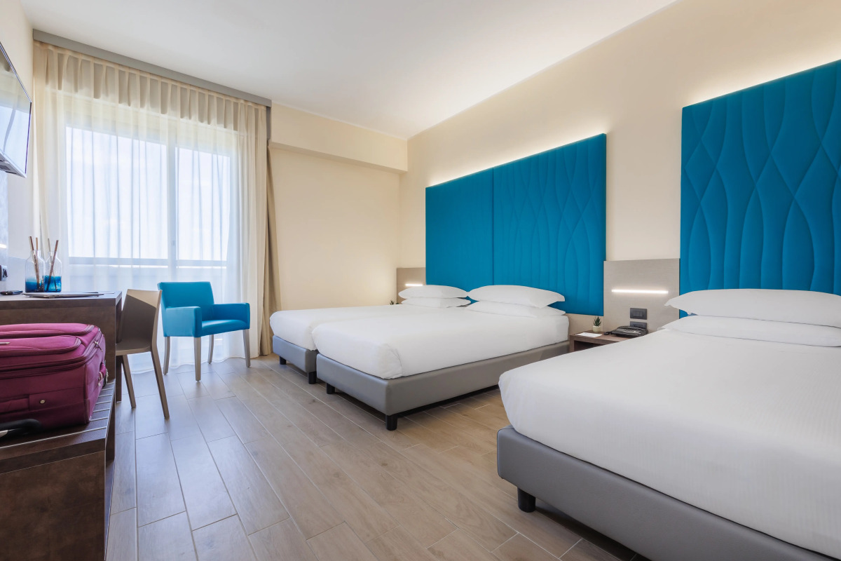 Отель Jr Hotels Gate 7 Bologna 