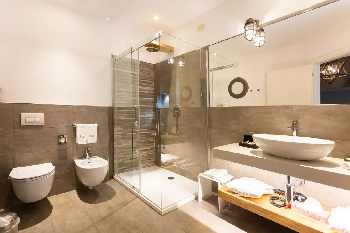 Like Home - Boutique Hotel