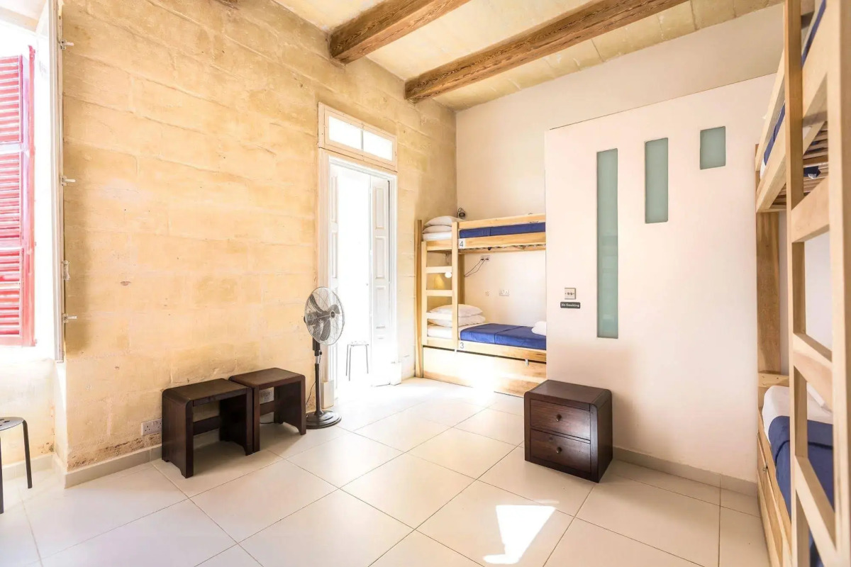 Two Pillows Boutique Hostel