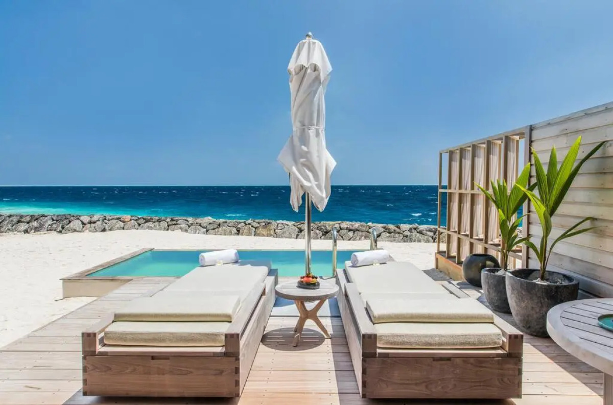 Курорт Kagi Maldives Resort & Spa