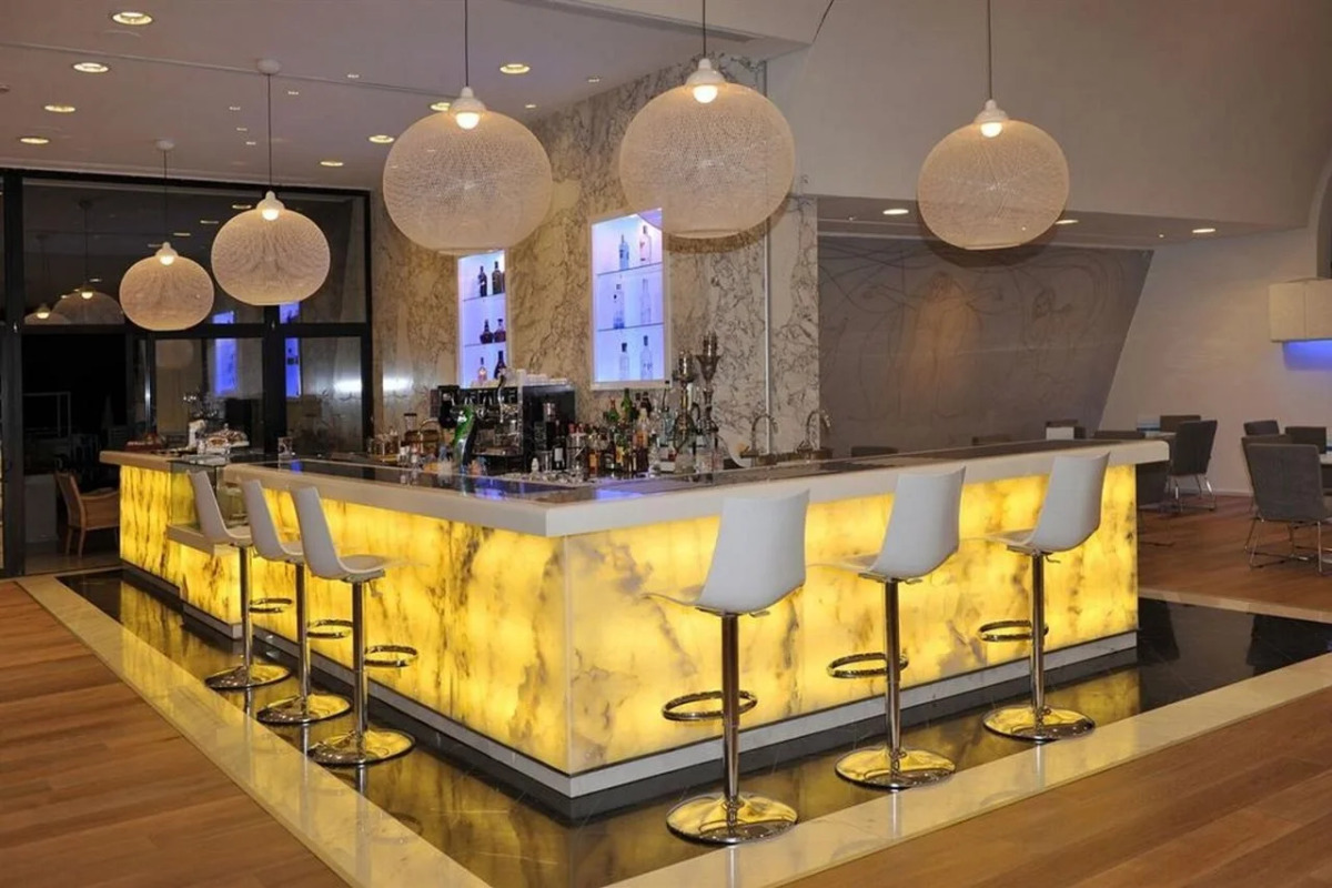 Palm Beach Hotel & Bungalows