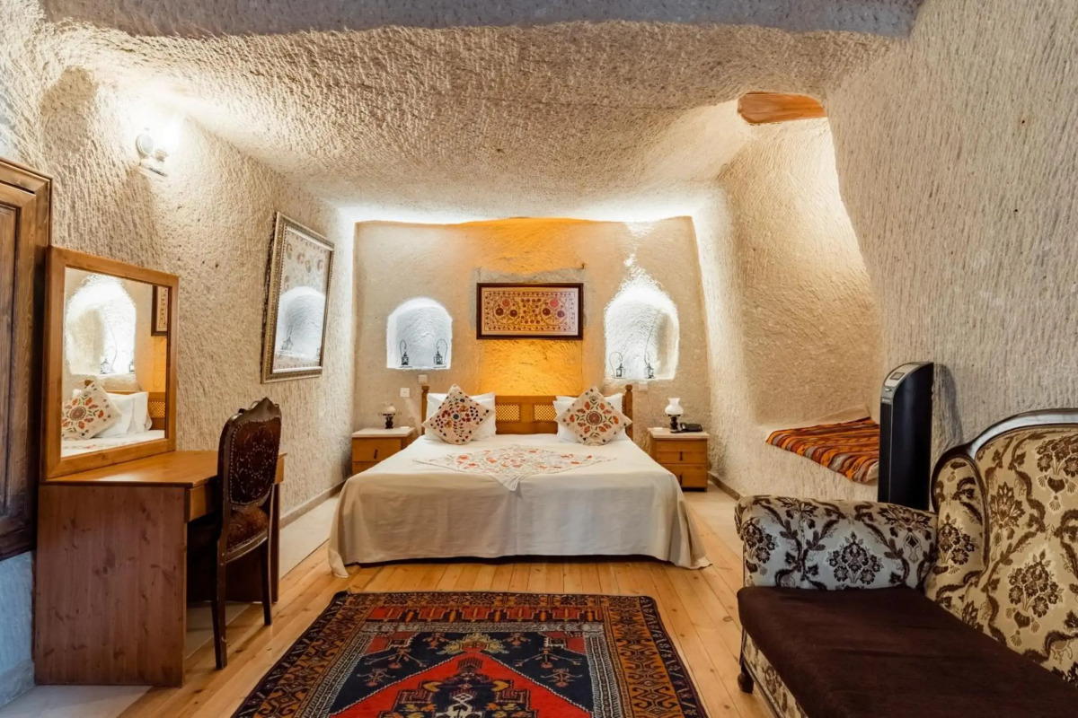 Amber Cave Suites