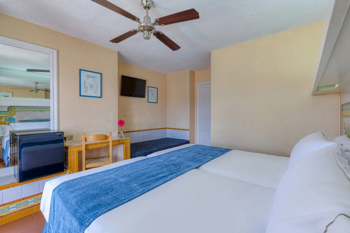 Playavera Hotel - Naturist Friendly