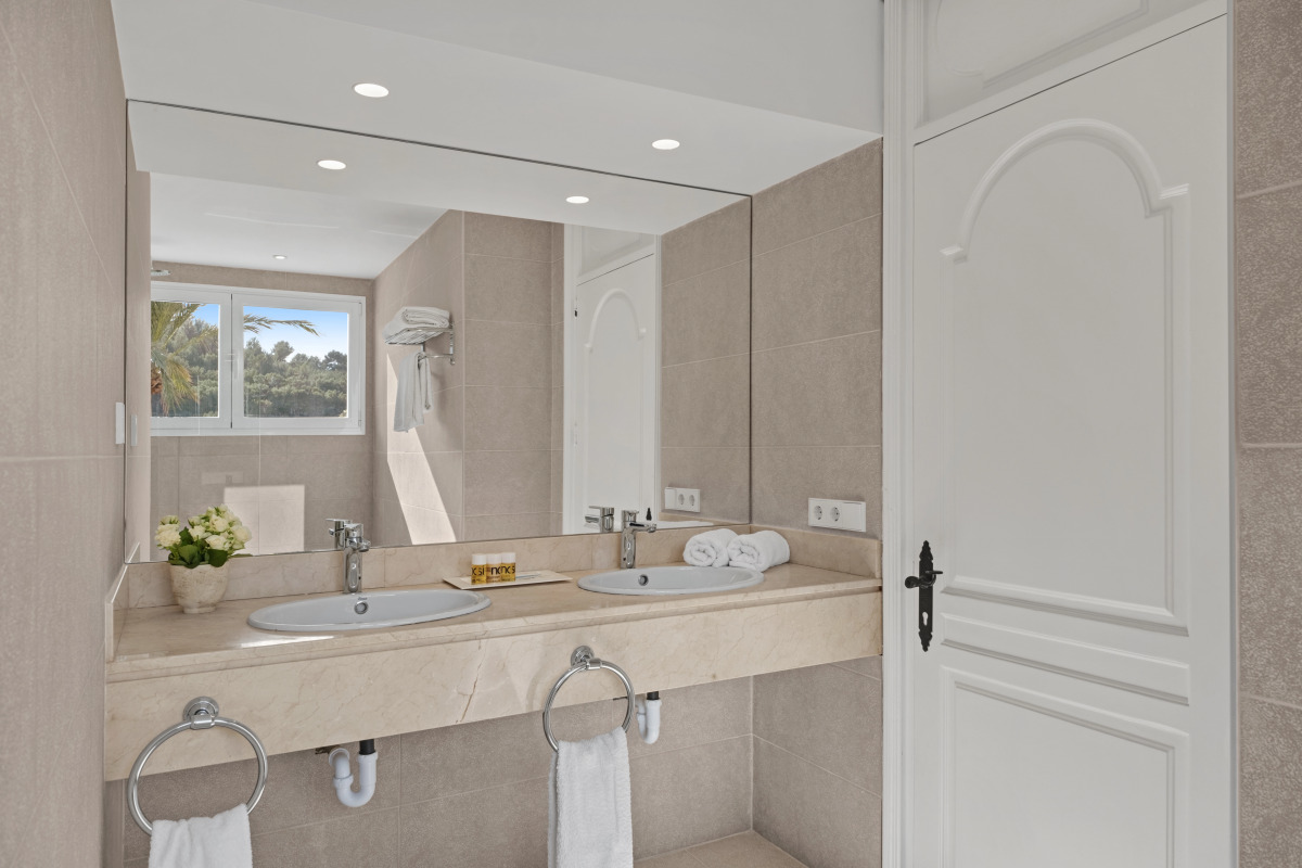 La Moraleja The Quiet Hotel- Adults Only